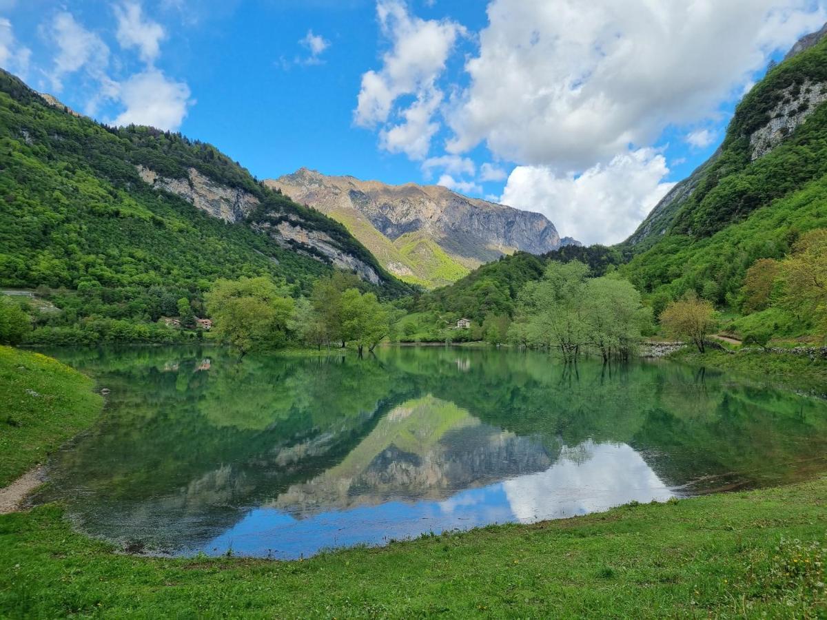 Tenno Appartamenti Garda Lake Ngoại thất bức ảnh