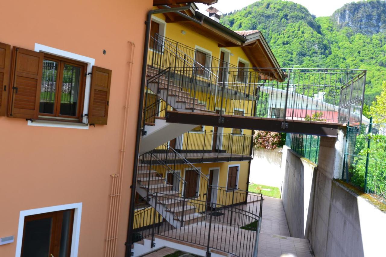 Tenno Appartamenti Garda Lake Ngoại thất bức ảnh