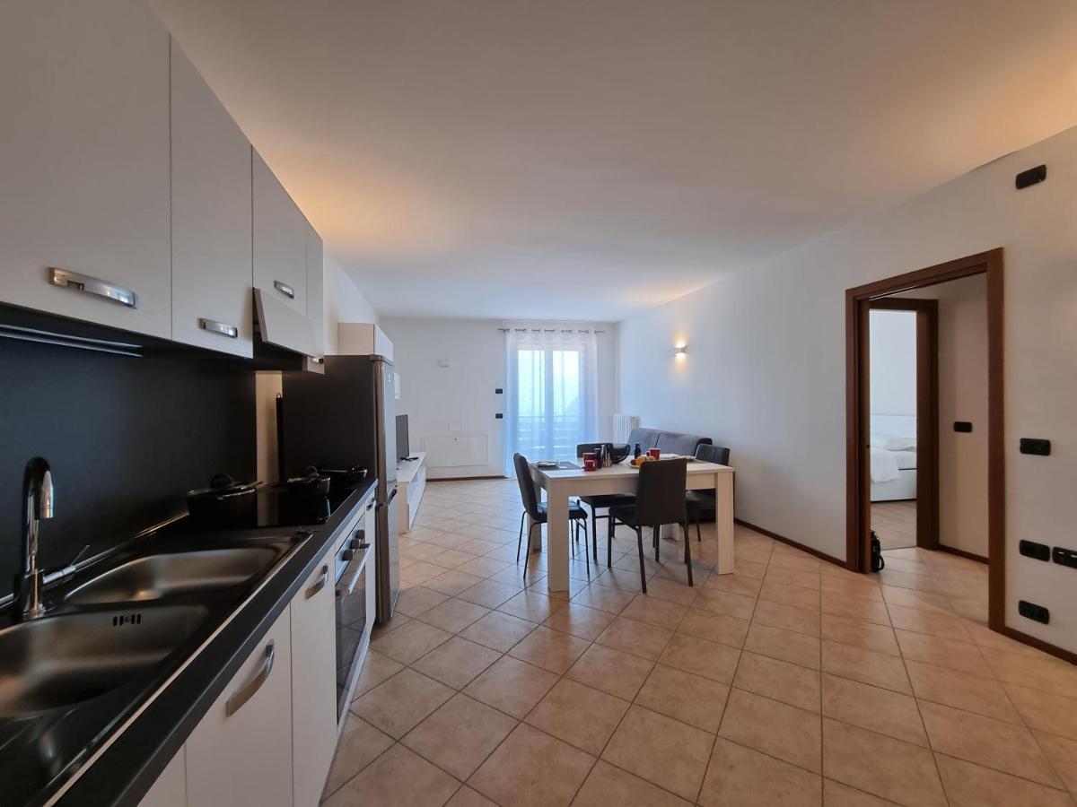 Tenno Appartamenti Garda Lake Ngoại thất bức ảnh