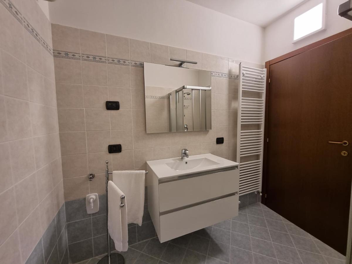 Tenno Appartamenti Garda Lake Ngoại thất bức ảnh