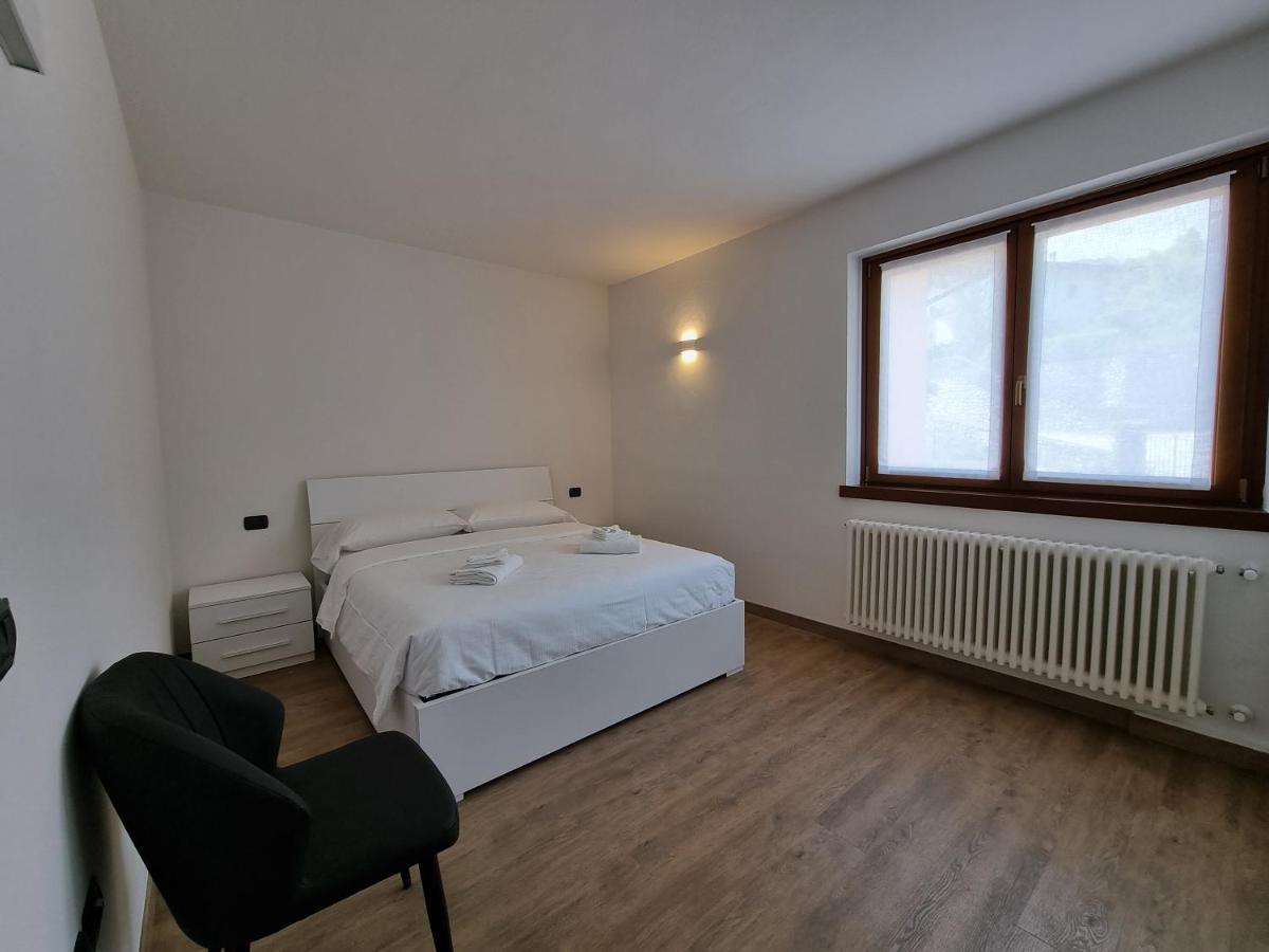 Tenno Appartamenti Garda Lake Ngoại thất bức ảnh