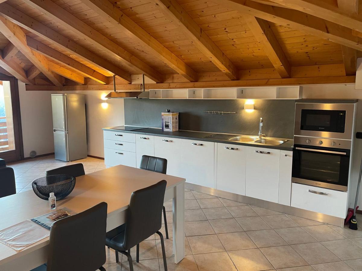 Tenno Appartamenti Garda Lake Ngoại thất bức ảnh