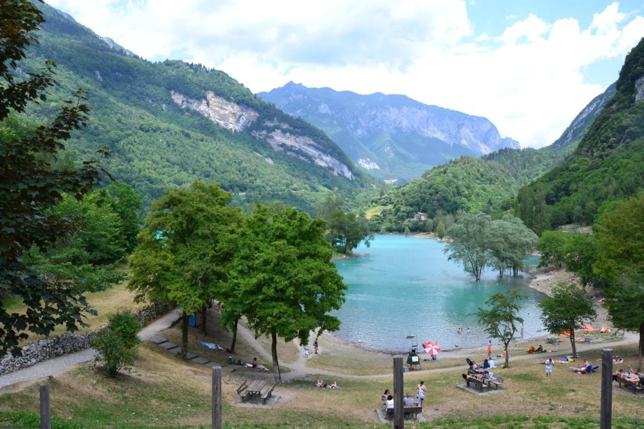 Tenno Appartamenti Garda Lake Ngoại thất bức ảnh